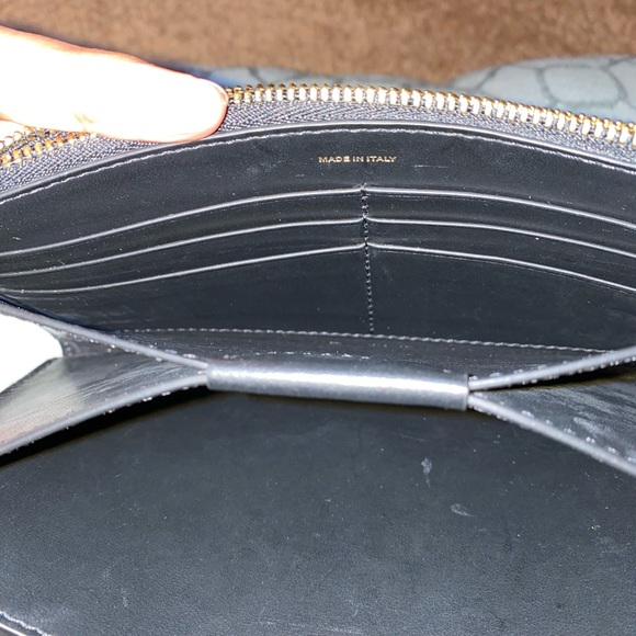 Monogram Leather Wallet with detachable strap - Picture 6 of 7